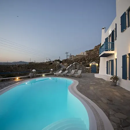 Villa V *