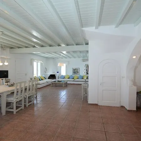 V Villa *