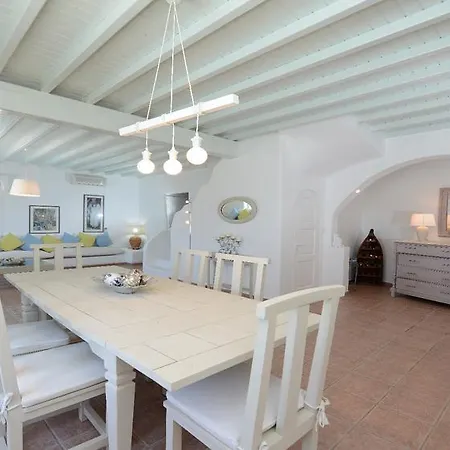 V Villa *